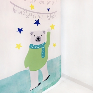 [drawing AMY] Happy bear mint Curtain